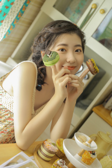 主妇肉体还债bd
